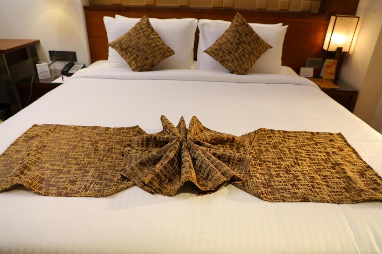 Отель Coral Isle Коччи Экстерьер фото